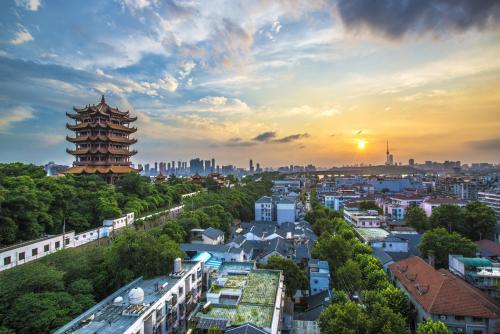 湖北，探寻千年文明与现代共生的和谐之道