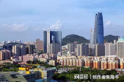 广东美食攻略，轻松学会地道烹饪技巧